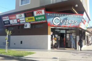Bulonera &uml;Cejas&uml;