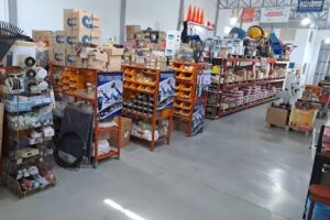 Distribuidora Juan Goroz. Tornillos, Máquinas y Herramientas