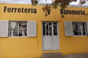 Ferreteria y Buloner&iacute;a La Soluci&oacute;n