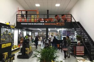 L&Oacute;PEZ &ndash; Ferreter&iacute;a y Buloner&iacute;a Industrial